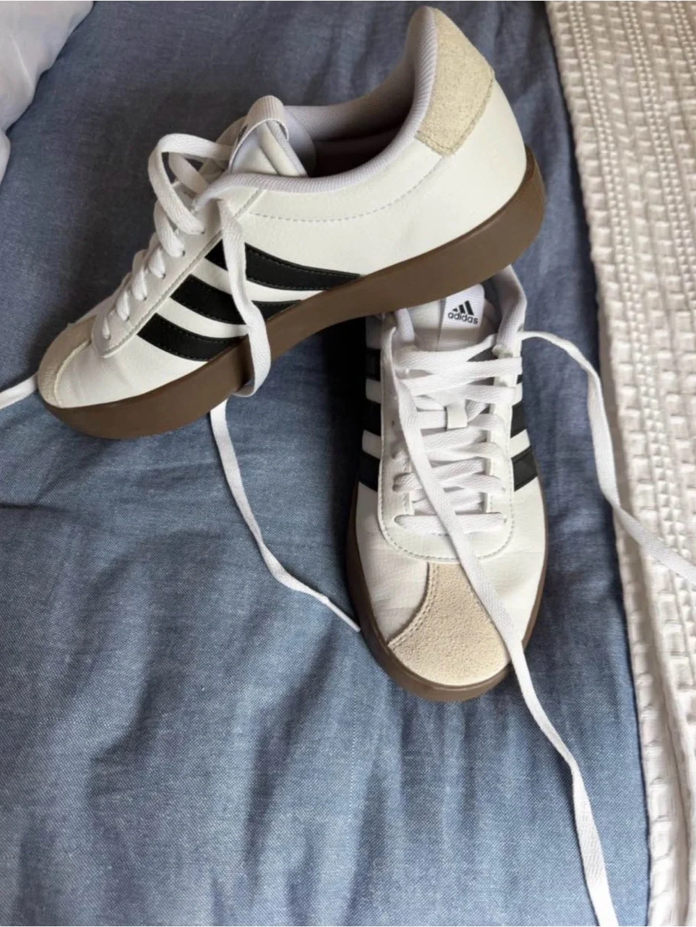 adidas Women’s White Sneakers with Black Stripes and Beige Toe